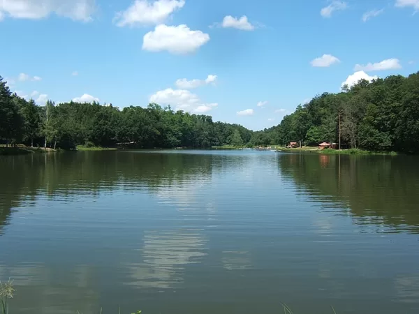 Vadása-tó, Hegyhátszentjakab